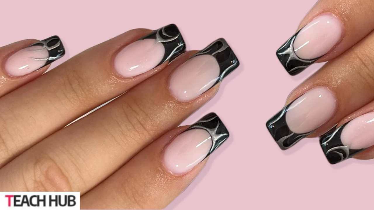 Black French Tip Nails