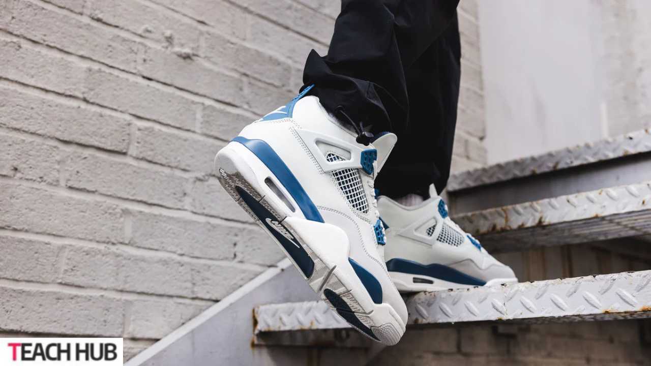 Jordan 4 Military Blue